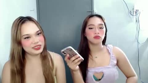 Snapshot of ur_anarosesexdoll chatting on February 5, 4:16 am anarose online show from February 5, 4:16 am
