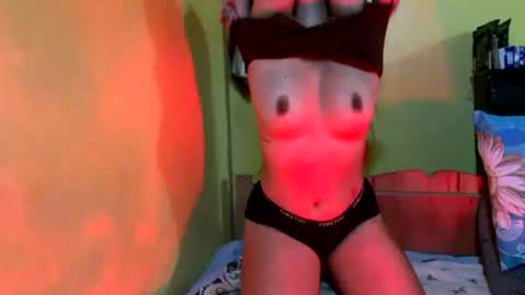 ur_cristal online show from July 27, 2:58 pm
