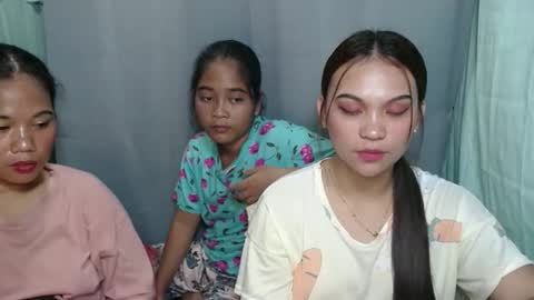 Snapshot of ur_prettymitch chatting on September 30, 3:39 pm ur_prettymitch online show from September 30, 3:39 pm