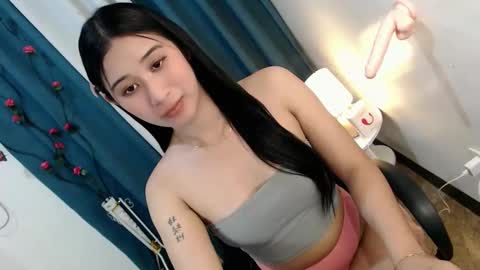 ur_rianlover online show from April 9, 6:30 am