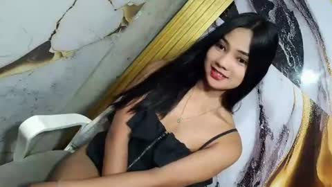 urasian_latinaxxx online show from July 11, 11:05 pm