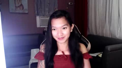 Snapshot of urasian_newra chatting on October 15, 5:59 pm NEWRA ALLISON online show from October 15, 5:59 pm