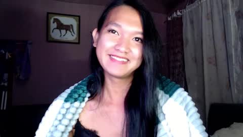 Snapshot of urasian_newra chatting on February 21, 8:38 pm NEWRA ALLISON online show from February 21, 8:38 pm