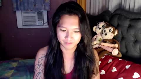 NEWRA  ALLISON online show from May 28, 4:05 pm