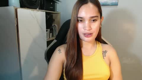 Snapshot of urasianfuckprincessxxx chatting on January 25, 9:14 pm urasianfuckprincessxxx online show from January 25, 9:14 pm
