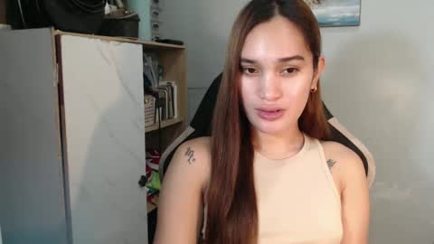 Snapshot of urasianfuckprincessxxx chatting on January 20, 11:32 pm urasianfuckprincessxxx online show from January 20, 11:32 pm