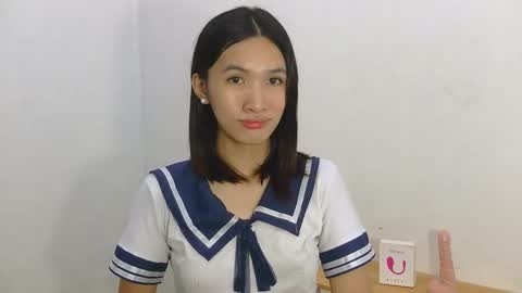 urblossom_princess online show from December 19, 6:16 am