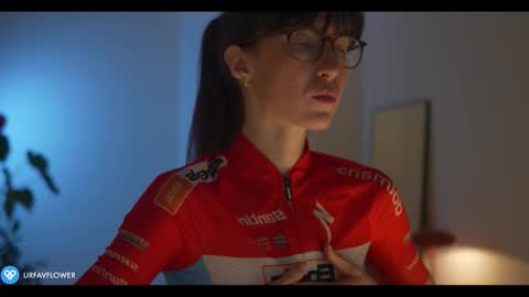 Aleksandra online show from November 30, 6:45 pm