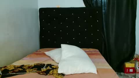 urflirtydoll online show from May 21, 12:25 pm