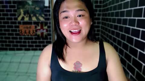 Snapshot of urgirl_dimple chatting on October 16, 4:20 pm Dimple online show from October 16, 4:20 pm