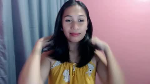 Snapshot of urgirlnabyx chatting on March 11, 11:44 am Call me naby online show from March 11, 11:44 am