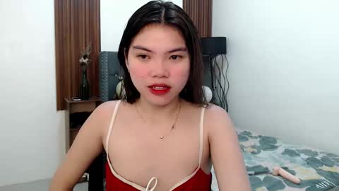 Snapshot of urhottie_melodie chatting on October 2, 9:03 am urhottie_melodie online show from October 2, 9:03 am