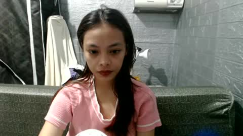 juliana online show from July 1, 4:50 pm