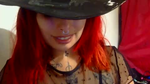 Aniie online show from October 29, 8:33 pm