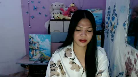 hi im kim online show from August 2, 1:03 pm