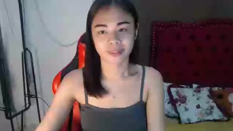 Snapshot of urprettyjaninexxx chatting on December 24, 12:22 am Janine online show from December 24, 12:22 am