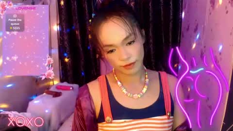 TYRA online show from June 16, 10:44 pm