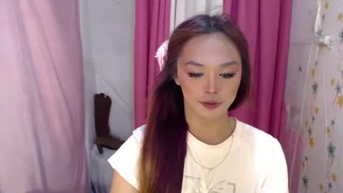 Snapshot of ursexy_debra chatting on September 19, 11:20 am TYRA online show from September 19, 11:20 am