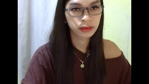 ursweet_zeviixx online show from November 24, 7:05 pm