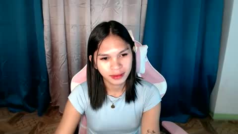 Snapshot of ursweet_zeviixx chatting on January 26, 10:23 am ursweet_zeviixx online show from January 26, 10:23 am