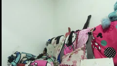 Snapshot of vaiolet_miss chatting on September 30, 8:42 am vaiolet online show from September 30, 8:42 am
