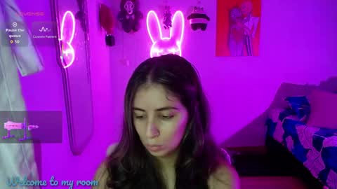valentina online show from May 26, 1:05 am