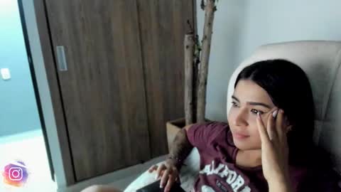 val_varago online show from October 30, 4:04 am