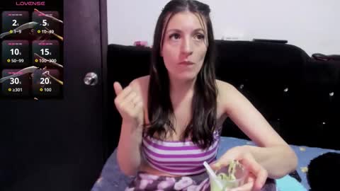 valemorales413 online show from March 9, 3:26 pm