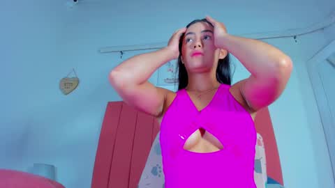 Snapshot of valen_rose0 chatting on February 24, 12:03 pm VALENTINA 3 online show from February 24, 12:03 pm