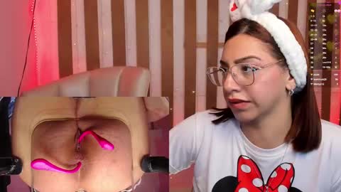 Snapshot of valentina_greco chatting on March 4, 2:53 pm Valentina online show from March 4, 2:53 pm