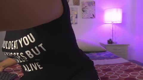 Snapshot of valentina_king18 chatting on January 2, 8:46 pm VALENTINA online show from January 2, 8:46 pm
