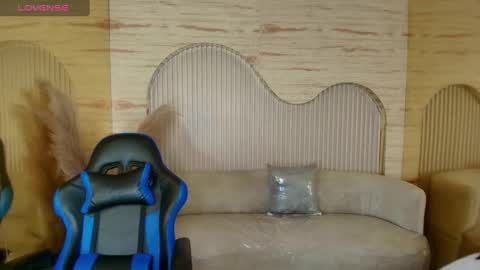 Valentina online show from September 23, 3:15 am