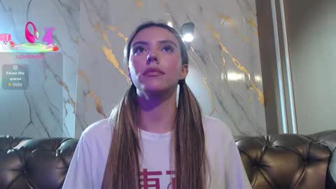 Snapshot of valentina_red18 chatting on October 6, 6:34 pm Valentina online show from October 6, 6:34 pm