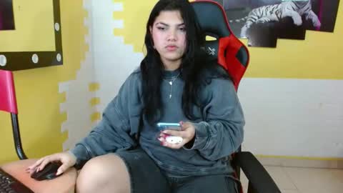 Snapshot of valeri_harpers4 chatting on February 28, 2:42 am valeri_harpers4 online show from February 28, 2:42 am