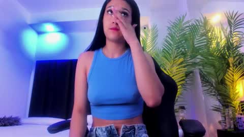 Snapshot of valeri_tafur chatting on September 26, 11:19 am valeri_tafur online show from September 26, 11:19 am