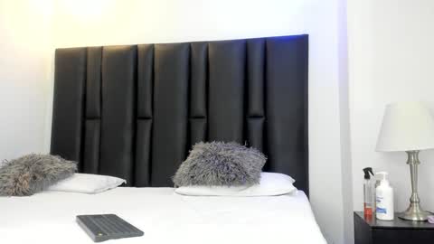 Snapshot of valeri_tafur chatting on January 15, 11:00 am valeri_tafur online show from January 15, 11:00 am