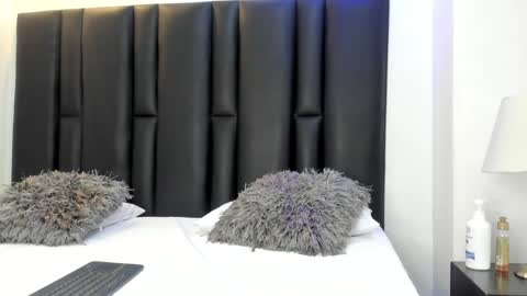 Snapshot of valeri_tafur chatting on December 13, 11:13 am valeri_tafur online show from December 13, 11:13 am