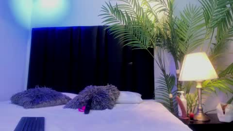Snapshot of valeri_tafur chatting on September 11, 11:32 am valeri_tafur online show from September 11, 11:32 am