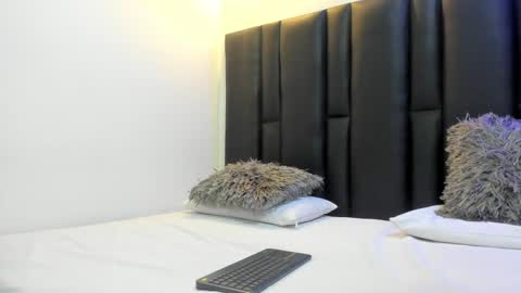 Snapshot of valeri_tafur chatting on February 2, 10:57 am valeri_tafur online show from February 2, 10:57 am