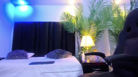 Snapshot of valeri_tafur chatting on October 4, 10:54 am valeri_tafur online show from October 4, 10:54 am