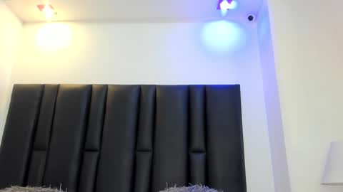 Snapshot of valeri_tafur chatting on February 21, 10:39 am valeri_tafur online show from February 21, 10:39 am