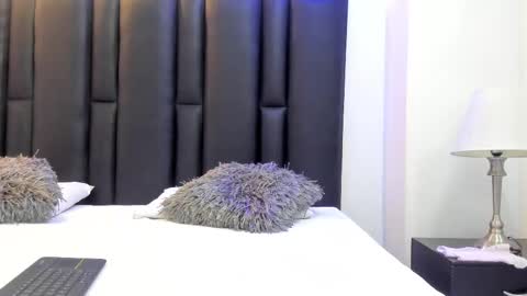 Snapshot of valeri_tafur chatting on February 28, 10:41 am valeri_tafur online show from February 28, 10:41 am