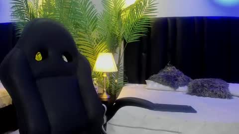 Snapshot of valeri_tafur chatting on October 7, 11:03 am valeri_tafur online show from October 7, 11:03 am