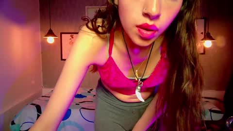 Snapshot of valeria_rossi7 chatting on December 7, 2:02 pm Valeria online show from December 7, 2:02 pm