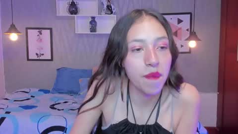 Snapshot of valeria_rossi7 chatting on February 14, 4:41 pm Valeria online show from February 14, 4:41 pm