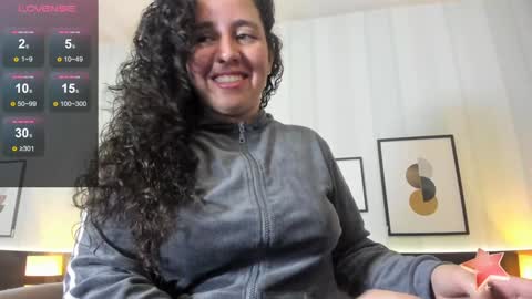 Snapshot of valeriaa_soler chatting on January 10, 12:58 pm Valeria online show from January 10, 12:58 pm