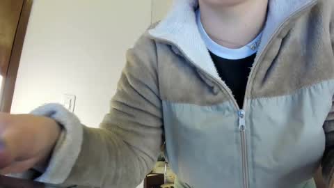 Snapshot of valeriaa_soler chatting on March 10, 11:55 am Valeria online show from March 10, 11:55 am