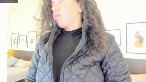 Snapshot of valeriaa_soler chatting on February 26, 12:49 pm Valeria online show from February 26, 12:49 pm