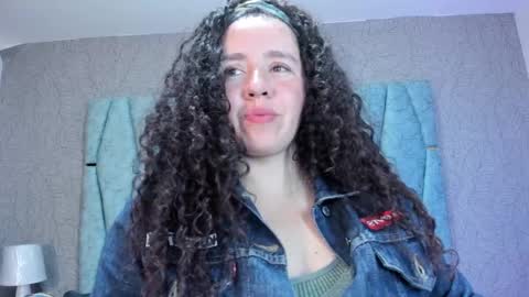 Snapshot of valeriaa_soler chatting on September 12, 1:07 pm Valeria online show from September 12, 1:07 pm