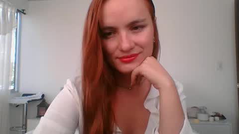 valeriafrannco online show from May 26, 9:36 pm